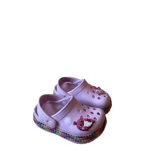 Little girl crocs size 5c